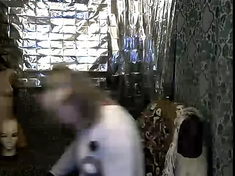 wLESLYMOSw online show from 02.07.26