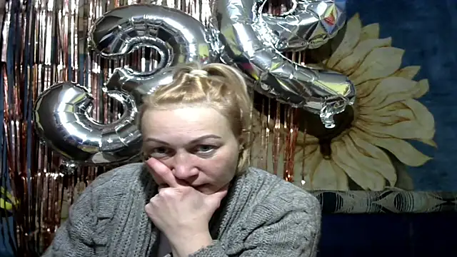 Snapshot of wLESLYMOSw chatting on 03.15.26 wLESLYMOSw online show from 03.15.26