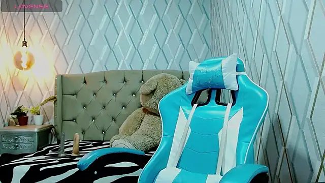 moniquehicks online show from 02.05.25