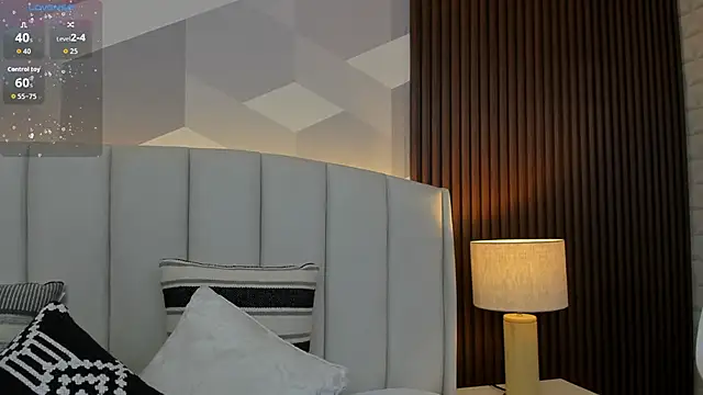 Julietasantos   online show from 09.18.25