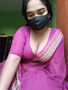 Snapshot of Kotha_-Moni chatting on 12.24.24 Kotha -Moni online show from 12.24.24