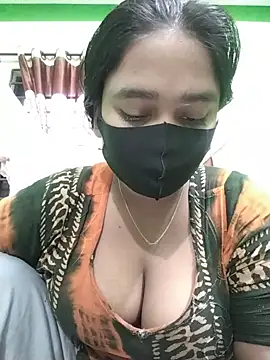 Snapshot of Kotha_-Moni chatting on 01.02.25 Kotha -Moni online show from 01.02.25