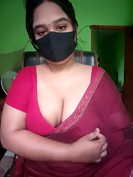 Snapshot of Kotha_-Moni chatting on 04.25.26 Kotha -Moni online show from 04.25.26