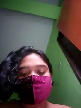 Snapshot of Kotha_-Moni chatting on 04.28.26 Kotha -Moni online show from 04.28.26