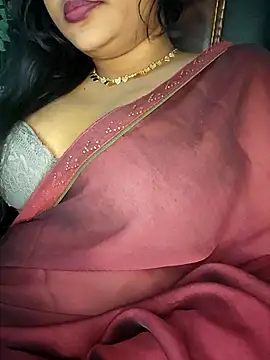 Snapshot of Kotha_-Moni chatting on 05.11.26 Kotha -Moni online show from 05.11.26