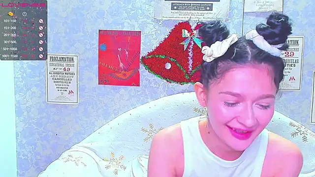 Snapshot of Vanessa_Florence chatting on 12.16.24 Vanessa Florence online show from 12.16.24