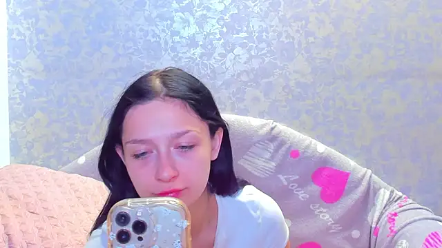 Snapshot of Vanessa_Florence chatting on 10.20.25 Vanessa Florence online show from 10.20.25