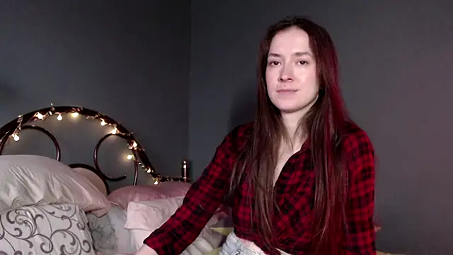 Snapshot of wow__kelly chatting on 02.17.26 wow kelly online show from 02.17.26