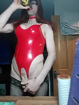 Snapshot of irishtommy1986 chatting on 03.18.25 irishtommy1986 online show from 03.18.25