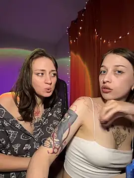 Dooubletroublee online show from 12.12.24