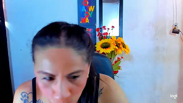 Snapshot of juanblakbigcock chatting on 06.06.26 juanblakbigcock online show from 06.06.26