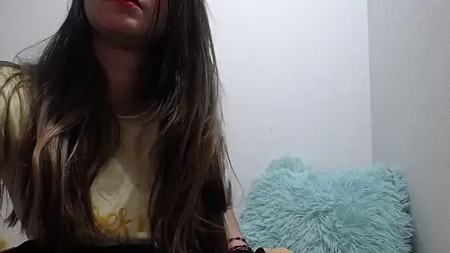 Snapshot of Luna_girlhot_ chatting on 03.16.25 Luna girlhot online show from 03.16.25