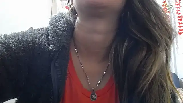 Snapshot of Luna_girlhot_ chatting on 02.05.26 Luna girlhot online show from 02.05.26