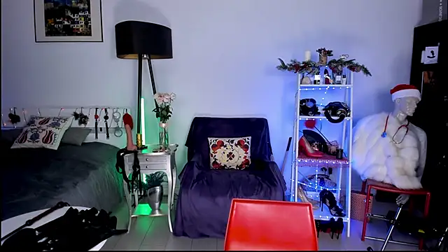 MissAliciaFD online show from 12.12.24