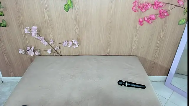 Snapshot of jenelotizz06 chatting on 03.08.26 jenelotizz06 online show from 03.08.26