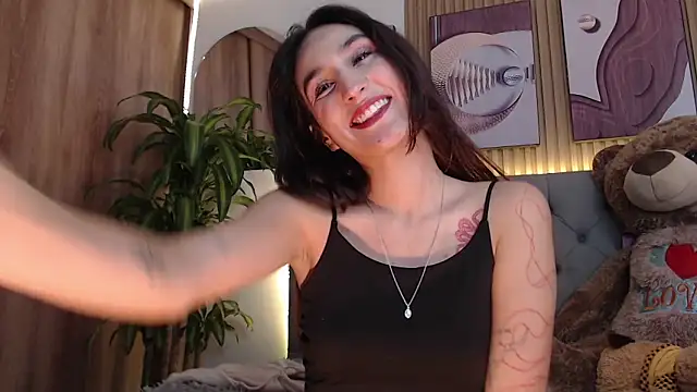Snapshot of Brinna_se chatting on 01.28.25 Brinna se online show from 01.28.25