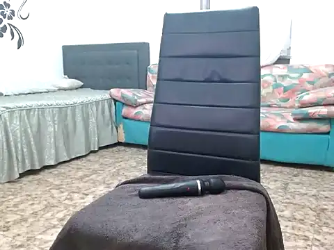 danasantoreal online show from 11.10.25