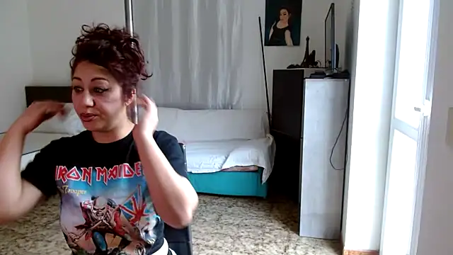 Snapshot of danasantoreal chatting on 02.12.26 danasantoreal online show from 02.12.26