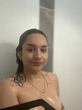 hanna lee02 online show from 01.31.25