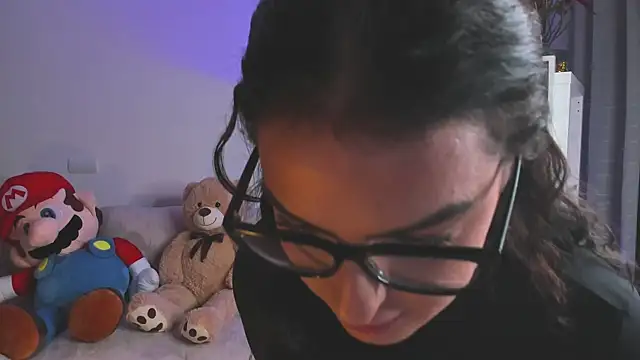 Snapshot of LindsayDeee chatting on 01.12.26 LindsayDeee online show from 01.12.26