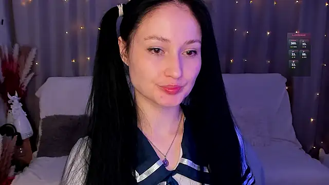 LisaMooore online show from 01.15.25