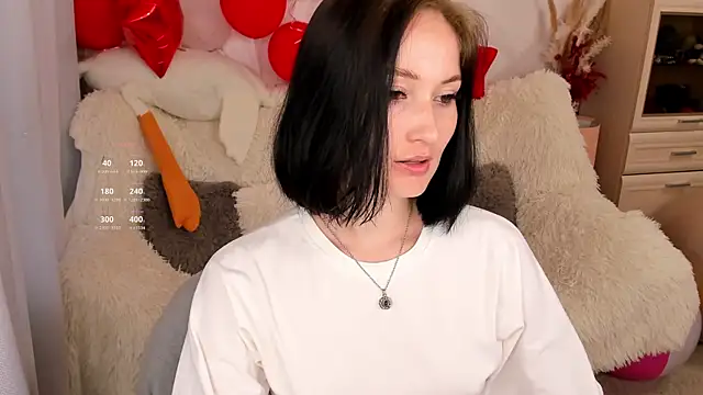 Snapshot of LisaMooore chatting on 07.02.26 LisaMooore online show from 07.02.26