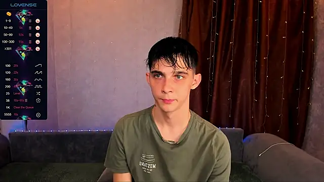 Aaron Boom online show from 09.18.25