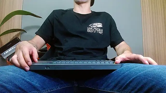 Mr WhiteCock online show from 11.20.25