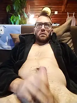 tomee83 online show from 10.06.25