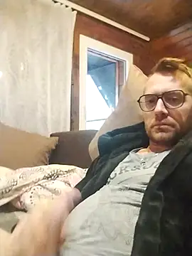 tomee83 online show from 11.06.25