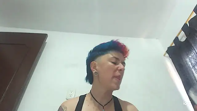 tomboyblue online show from 01.12.25