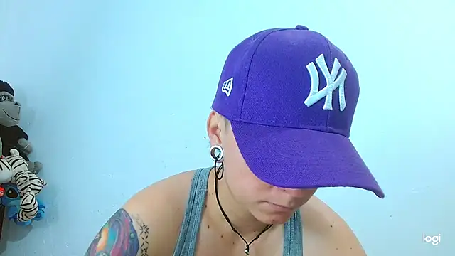 tomboyblue online show from 02.20.25