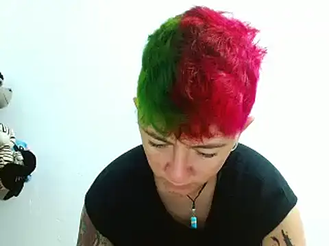 tomboyblue online show from 03.08.25