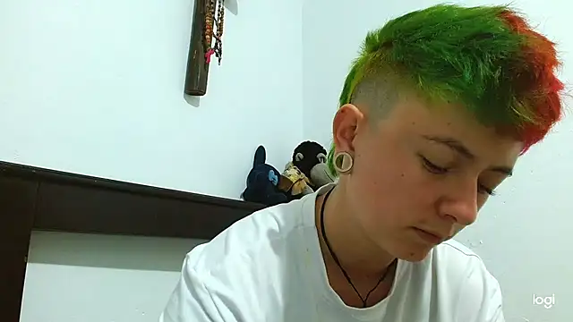 tomboyblue online show from 03.12.25