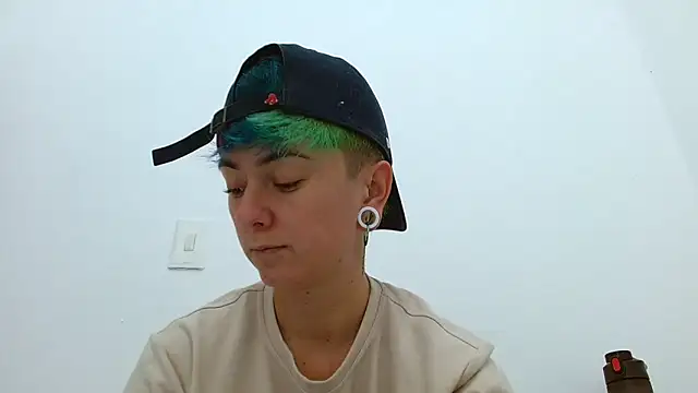 tomboyblue online show from 11.06.25