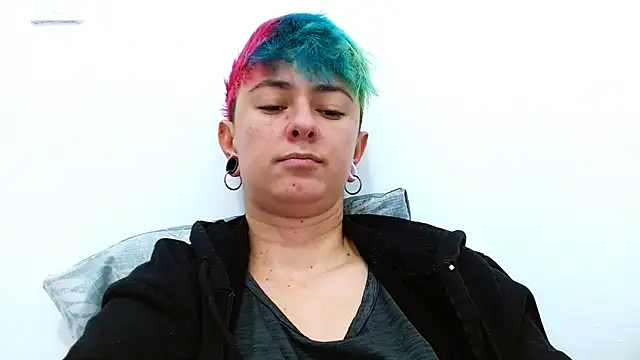 tomboyblue online show from 11.13.25