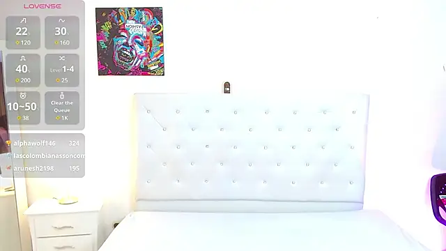 queenie star online show from 01.22.25