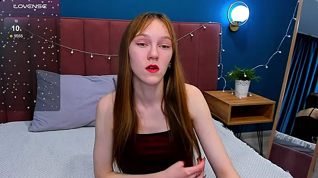 Snapshot of VanillaKelly chatting on 12.05.24 VanillaKelly online show from 12.05.24