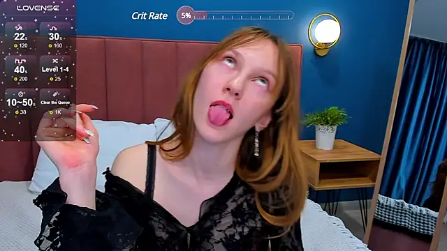 Snapshot of VanillaKelly chatting on 03.04.25 VanillaKelly online show from 03.04.25