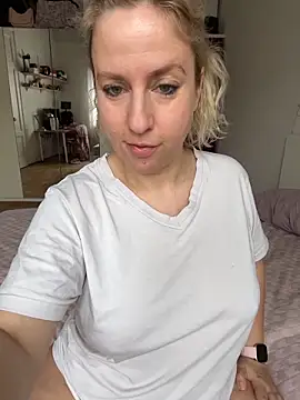 MariaValentine online show from 02.03.26