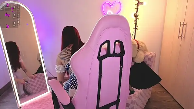 Snapshot of violet_ch chatting on 02.10.26 violet ch online show from 02.10.26