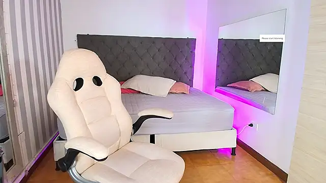 rebeca cortez  online show from 02.15.25