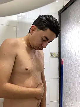 Snapshot of DanielGomez9 chatting on 02.16.25 DanielGomez9 online show from 02.16.25