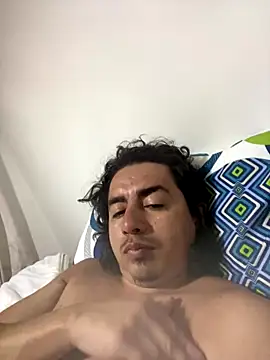 DanielGomez9 online show from 12.15.25