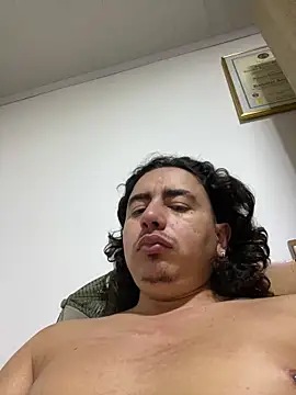 DanielGomez9 online show from 03.08.26