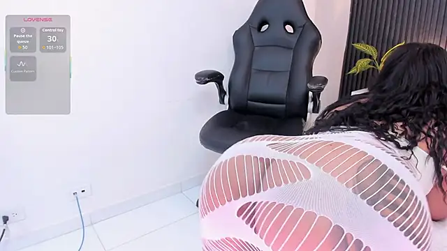 Madiee Rhea online show from 02.18.26