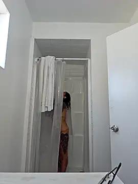 Snapshot of inkdbabz_33 chatting on 10.11.25 inkdbabz 33 online show from 10.11.25