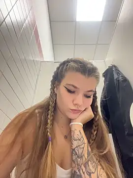 Holy Tereza online show from 11.02.25