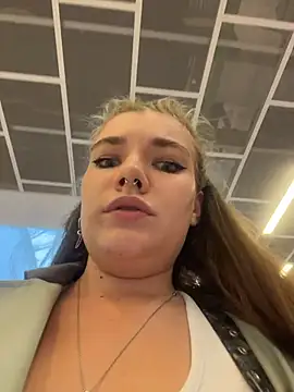 Snapshot of Holy_Tereza chatting on 07.05.26 Holy Tereza online show from 07.05.26
