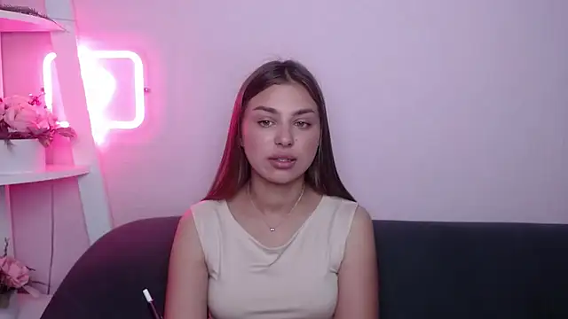 Snapshot of MilanaAngelAs chatting on 06.29.26 MilanaAngelAs online show from 06.29.26